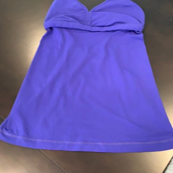 Lululemon 💪 Tank size 4 (tag removed) - Picture 3 of 9